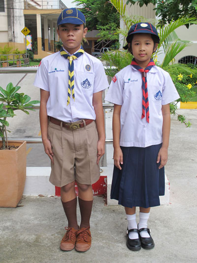 เครื่องแบบลูกเสือสำรอง